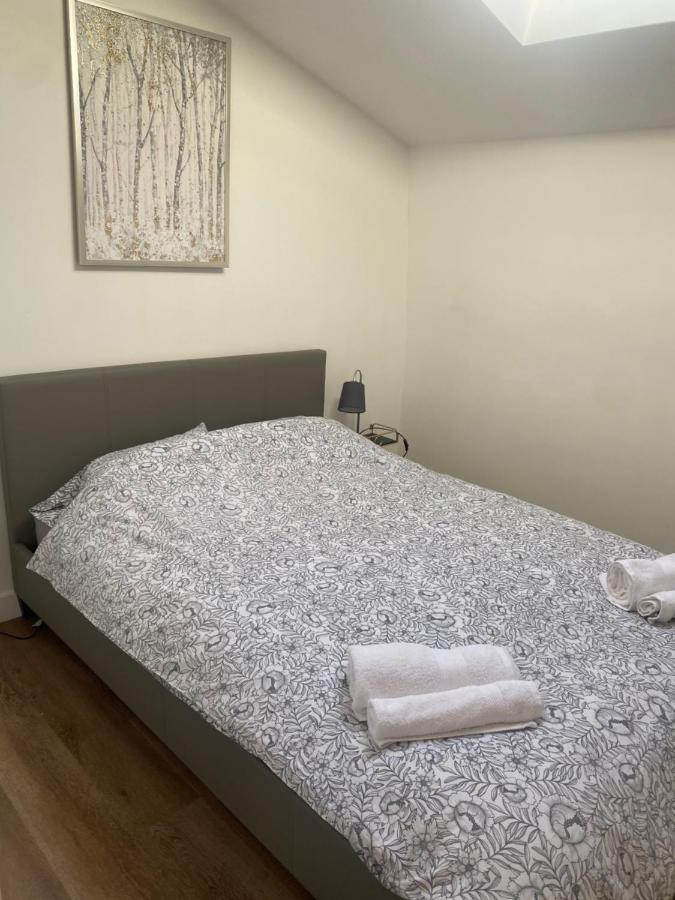 2 Bedroom Central Apartment Leek Ngoại thất bức ảnh
