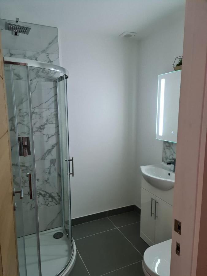 2 Bedroom Central Apartment Leek Ngoại thất bức ảnh